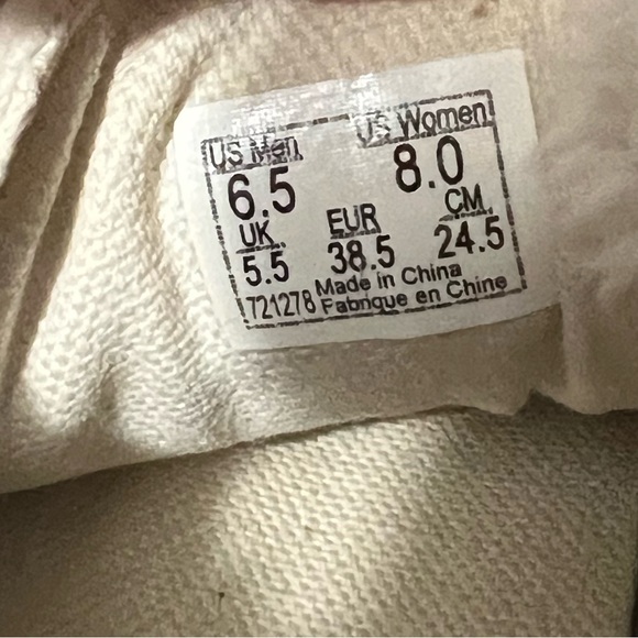 Cream colored fuzzy Vans! - Picture 4 of 10